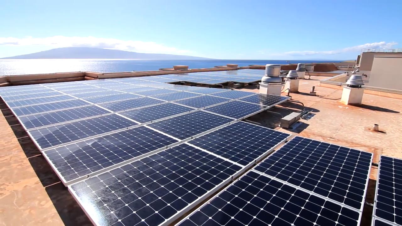 solar pannels on roof.